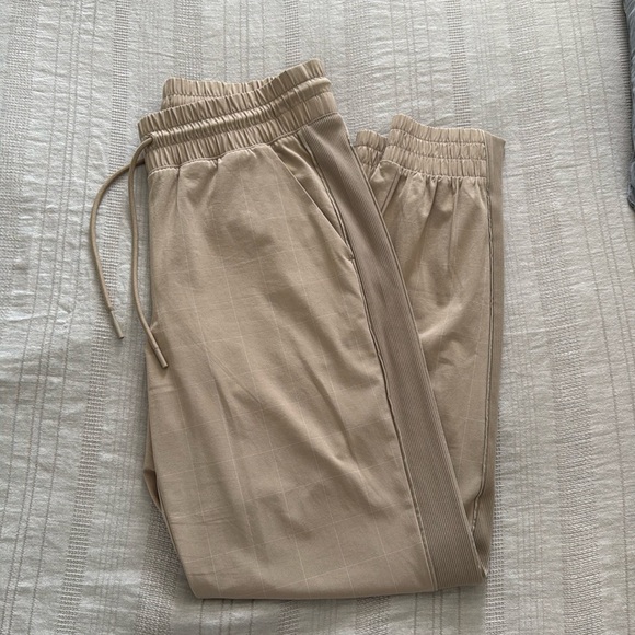 Athleta Pants - Athleta Brooklyn Textured Jogger